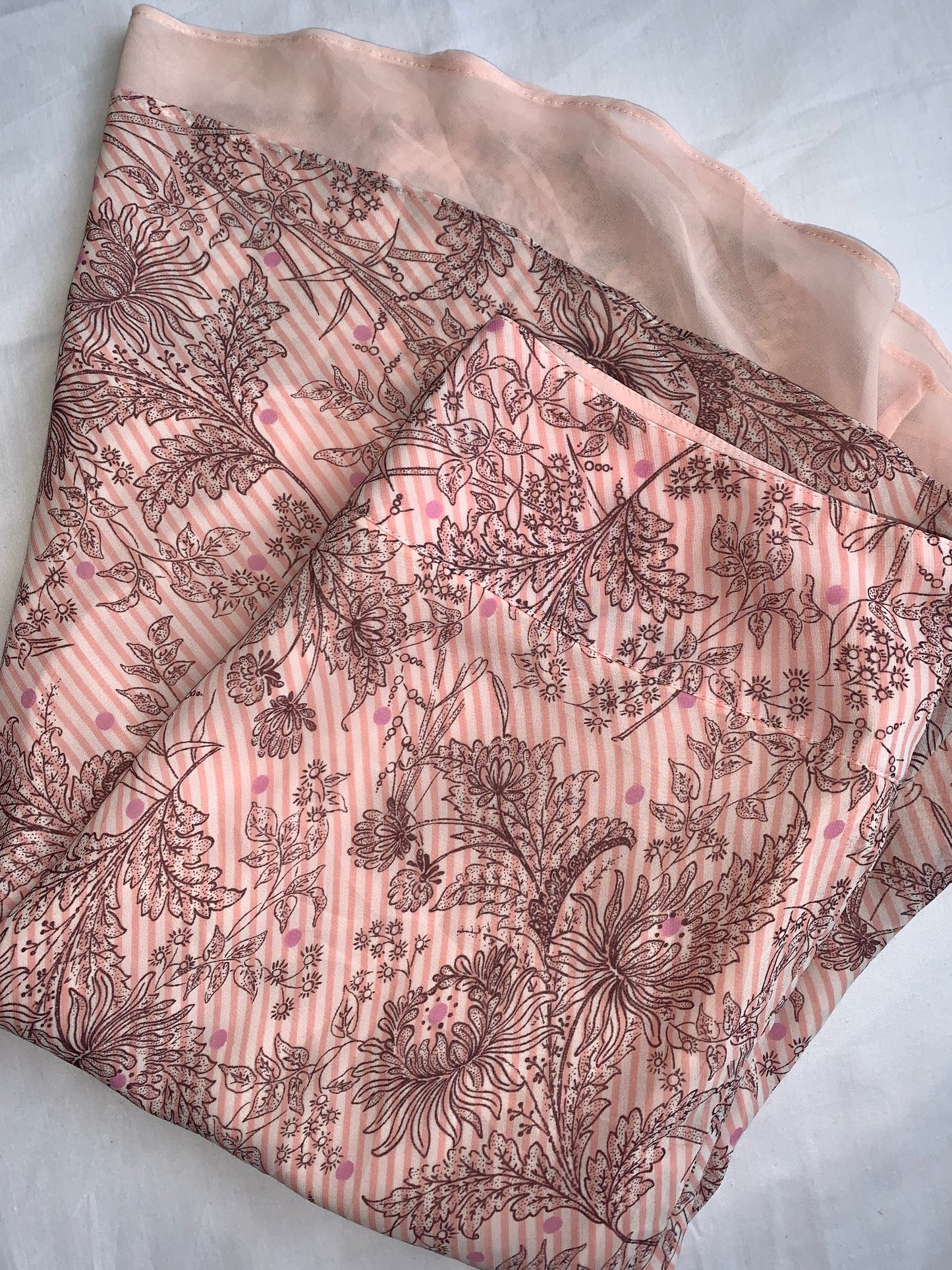 Beautiful pink midi skirt size S