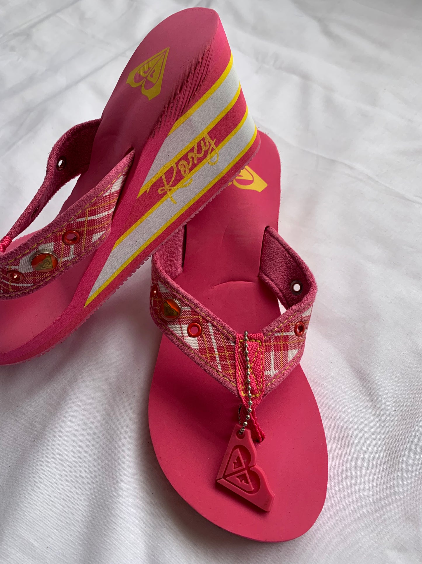 Roxy wedge sandles size 7 slight damage see photos