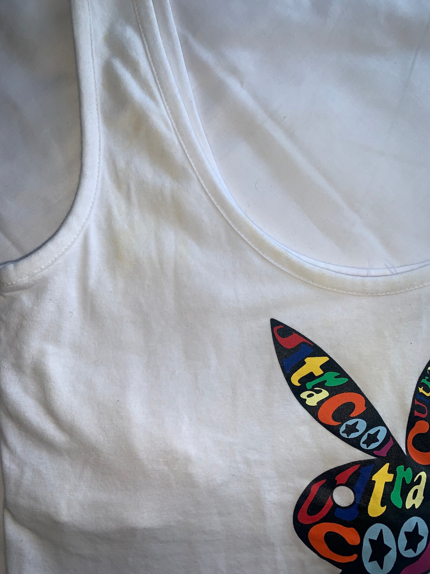 Bunny crop small stain see pictures size 12