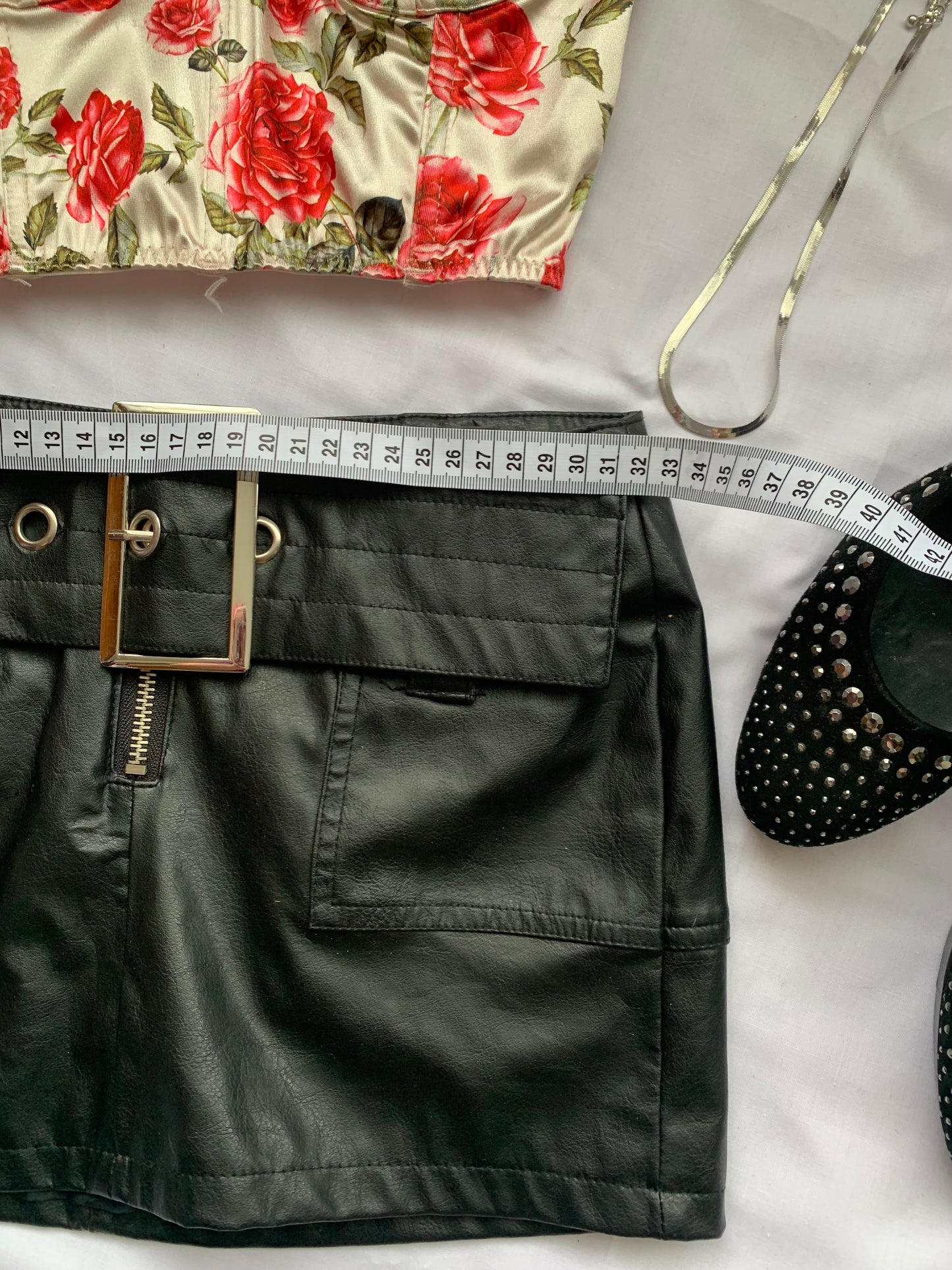 Leather look mini skirt xs/s measurements in photos