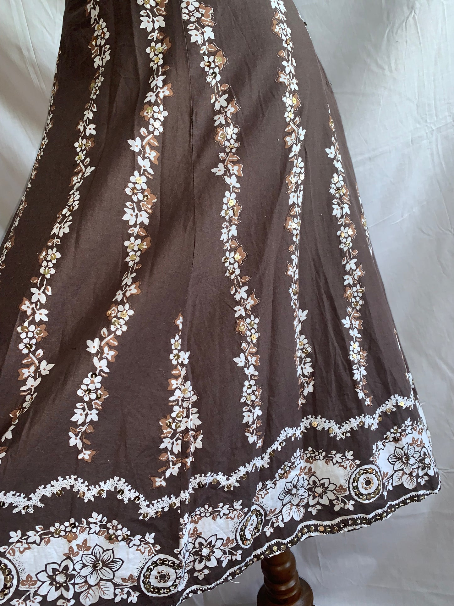 Brown sequin skirt size 12 -14