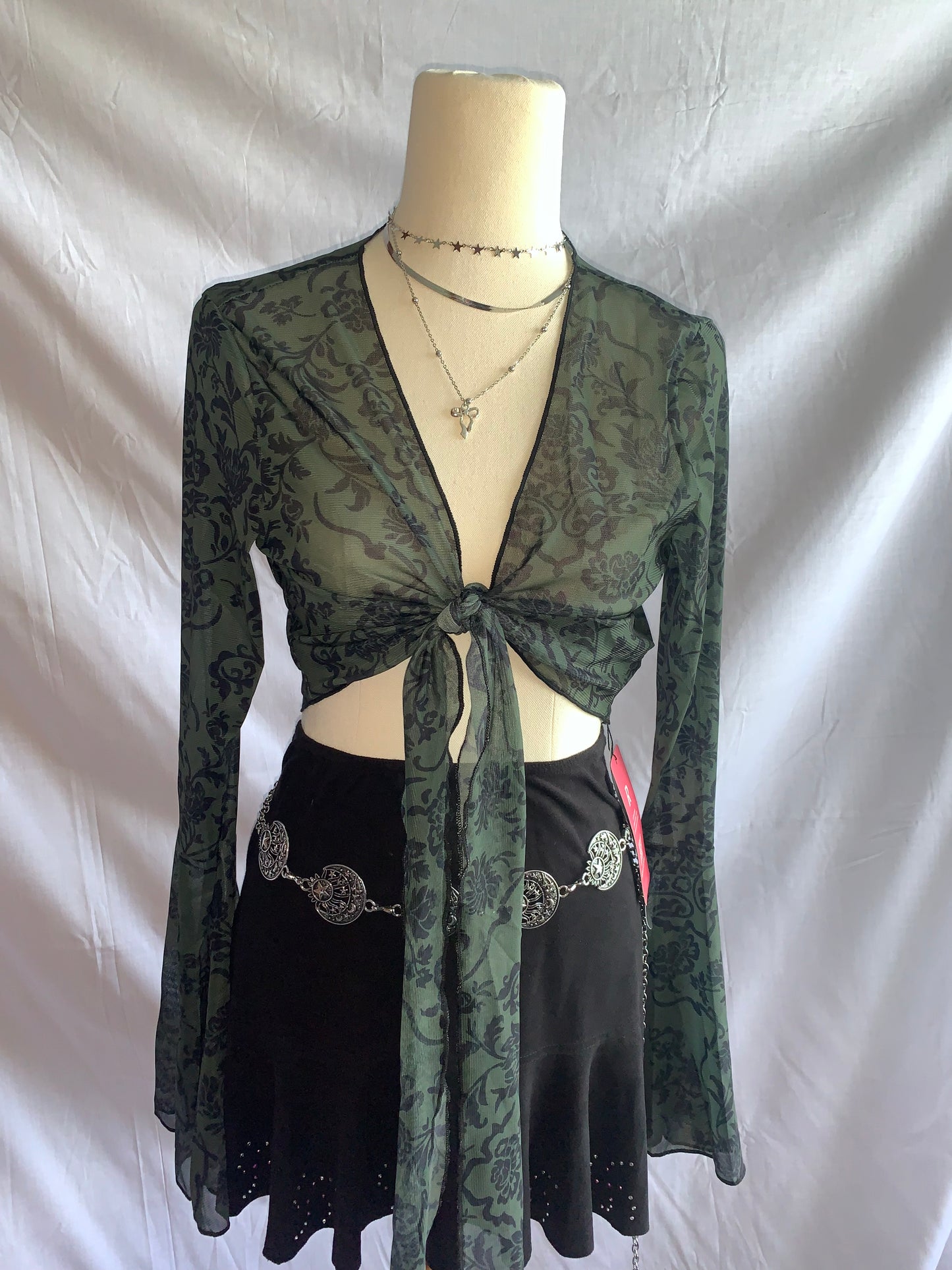 Flared long sleeve mesh tie up top size 10 -12
